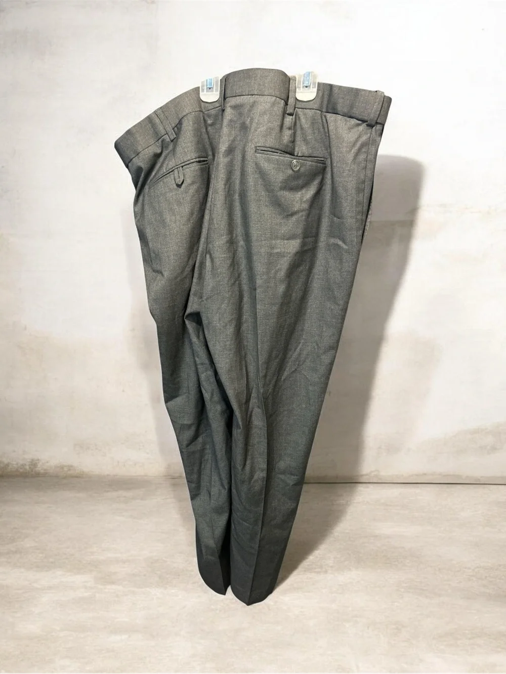 Savane Dress Pants Mens 42x30 Gray Flat Front Poly Viscose Performance Slacks